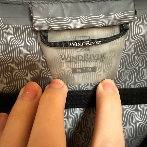 Women’s Rain coat - Picture 2 of 4